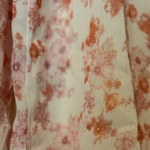 Floral Print Blouse - Picture 2 of 3